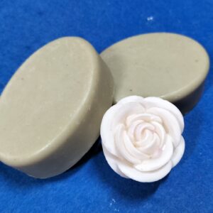 Jabón de arcilla verde y árbol de té