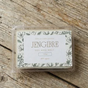 vista superior wax melt de jengibre con etiqueta botánica